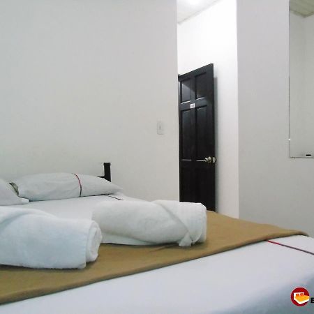 Hotel El Descanso サンホセ エクステリア 写真